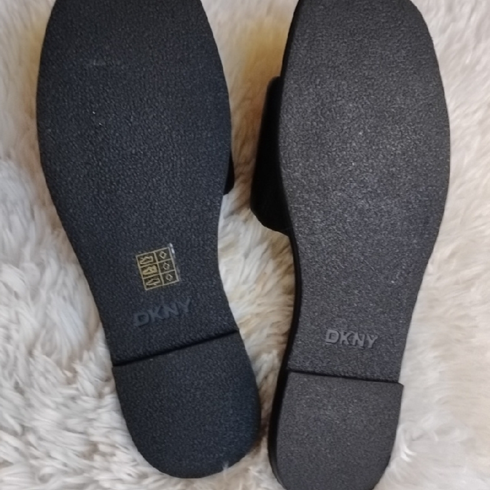 DKNY Black Slide Sandals with Metallic Logo - Picture 4 of 8